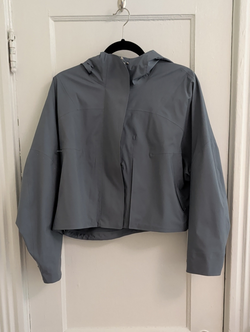 Lululemon Athletica Women's Rain Chaser Rain Jacket